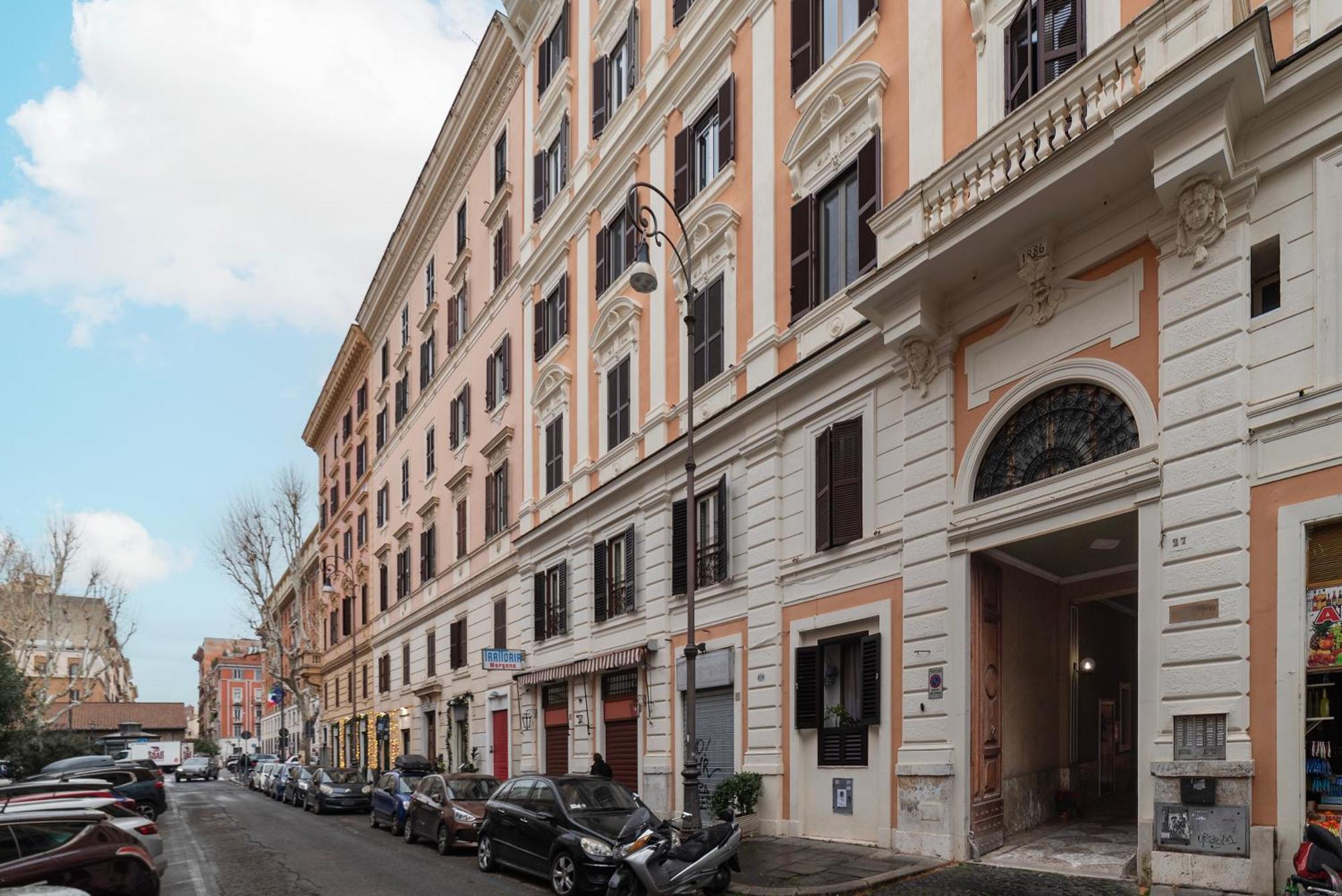Terme Di Traiano Apartment - 10 Min Dal Colosseo Rome Exterior photo